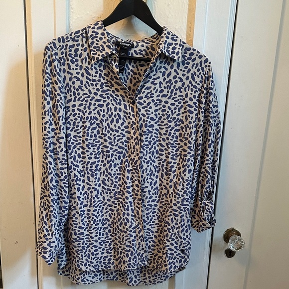 Olsen Light Sand Blouse – Blue Leopard Print – S/M - Picture 1 of 4